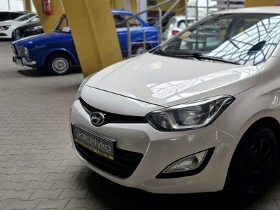 Hyundai i20 I 1 REJ 2013 ZOBACZ OPIS !! W podanej cenie roczna gwarancja