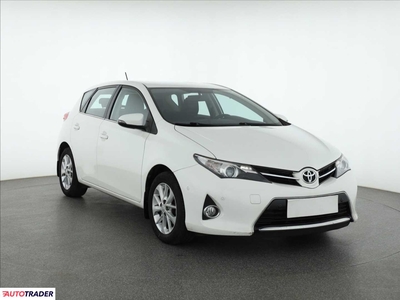 Toyota Auris 1.6 130 KM 2014r. (Piaseczno)