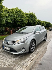 Toyota Avensis III 2.0 D-4D Premium 2012r PRYWATNE polift Super Stan!