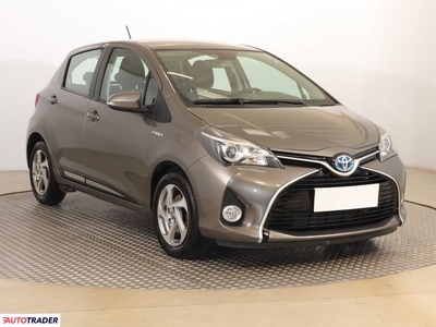 Toyota Yaris 1.5 99 KM 2016r. (Piaseczno)