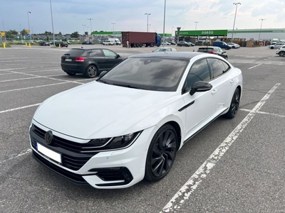 Volkswagen Arteon 2.0 TSI R-Line DSG