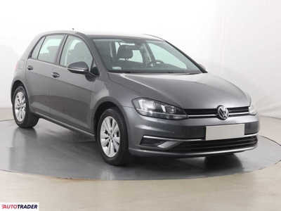 Volkswagen Golf 1.0 108 KM 2017r. (Piaseczno)