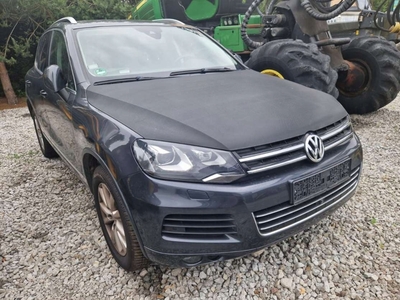 Volkswagen Touareg II SUV 3.0 V6 TDI BlueMotion 245KM 2014