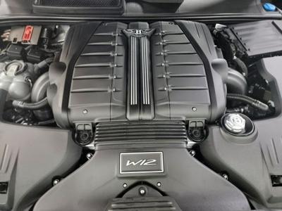 Bentley Bentayga 2022 V8