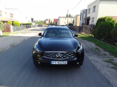 infiniti fx30d po lifcie hak