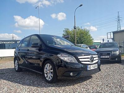 Mercedes Klasa B W246 Sports Tourer 180 BlueEFFICIENCY 122KM 2013