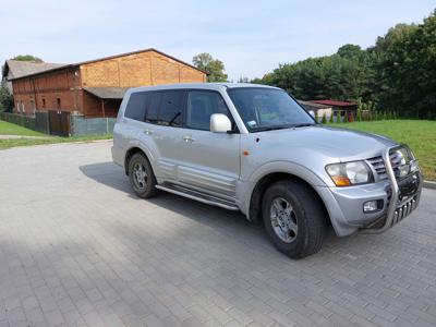 Mitsubishi pajero 3.2did hak napedy 7 osób