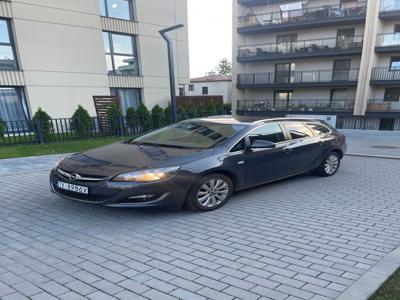 Opel Astra Cosmo 1.4 Turbo Gaz Fabryczny 140km Stan Idealny