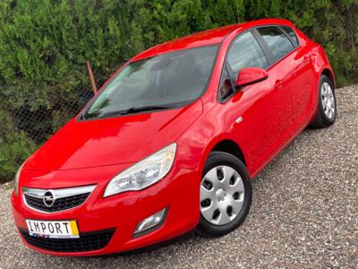 Opel Astra J Hatchback 5d 1.4 Twinport ECOTEC 100KM 2010