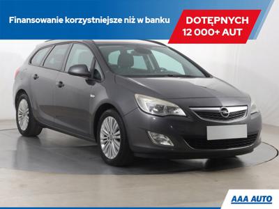 Opel Astra J Hatchback 5d 2.0 CDTI ECOTEC 160KM 2011