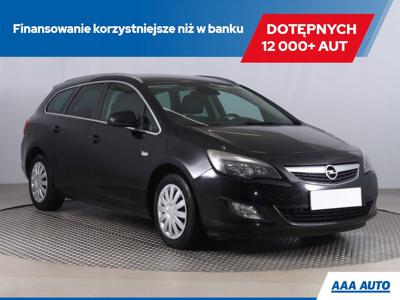 Opel Astra J Sports Tourer 2.0 CDTI ECOTEC 160KM 2011