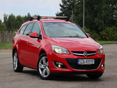 Opel Astra J Sports Tourer Facelifting 1.4 Turbo ECOTEC 140KM 2014