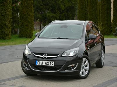 Opel Astra J Sports Tourer Facelifting 1.6 CDTI 136KM 2014