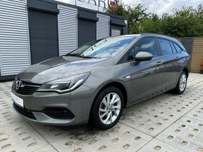 Opel Astra K Sportstourer Facelifting 1.2 Turbo 145KM 2020