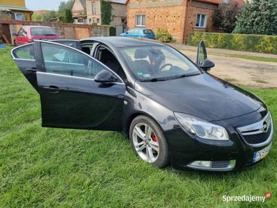 OPEL INSIGNIA 2.0 CDTI + KOMPLET OPON ZIMOWYCH