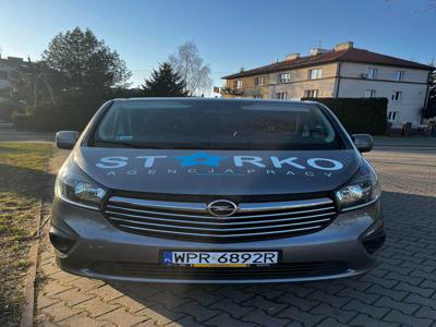 Opel Vivaro 2019 roku, Cena 92000 Brutto