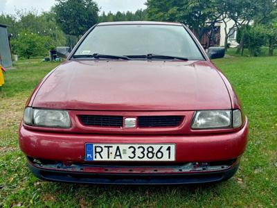 Seat Cordoba 1.4, opłaty ważne rok!!!