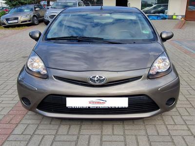 Toyota Aygo I Hatchback 5d Facelifting 1.0 VVT-i 68KM 2012