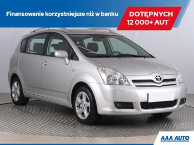 Toyota Corolla Verso E120 1.8 VVT-i 130KM 2006