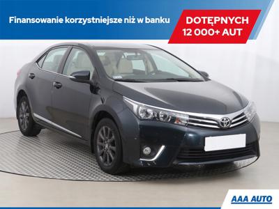 Toyota Corolla XI Sedan 1.6 Valvematic 132KM 2015