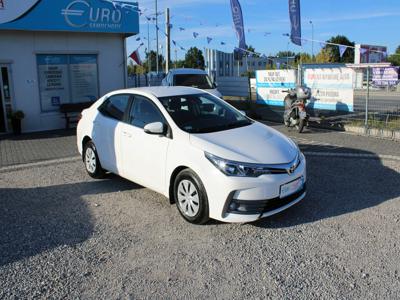 Toyota Corolla XI Sedan Facelifting 1,4 D-4D 90KM 2017