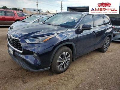 Toyota Highlander III 2022