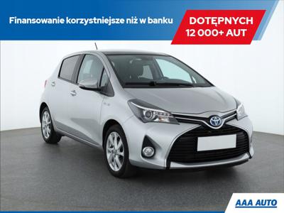 Toyota Yaris III Hatchback 5d Facelifting Hybrid 100KM 2014