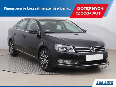 Volkswagen Passat B7 Limousine 2.0 TDI CR DPF BlueMotion 140KM 2014