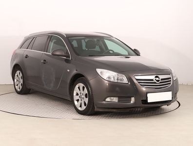 Opel Insignia , Navi, Klimatronic, Tempomat, Parktronic,ALU