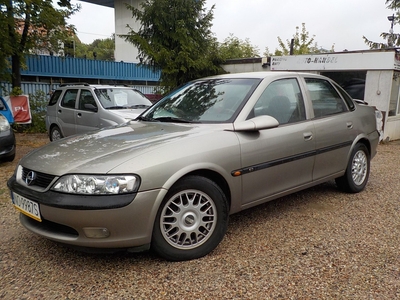 Opel Vectra B Pierwszy właściciel w kraju Automat