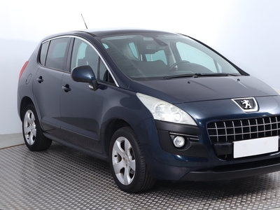 Peugeot 3008 , Navi, Klimatronic, Tempomat, Parktronic, Dach panoramiczny,