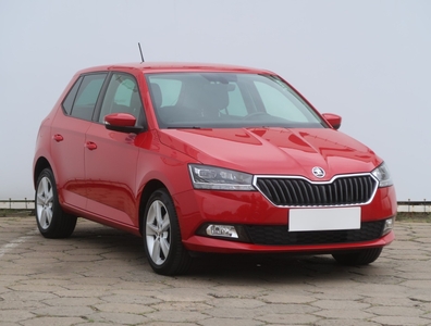 Skoda Fabia III , Salon Polska, 1. Właściciel, Klimatronic, Parktronic