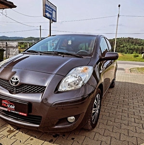 Toyota Yaris II 2009r