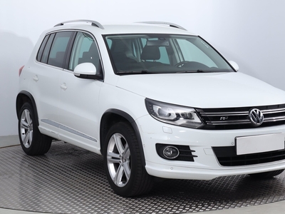 Volkswagen Tiguan , Salon Polska, Serwis ASO, DSG, Navi, Xenon, Bi-Xenon,