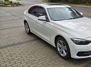 BMW f30 330i 2017 lift ZAMIANA