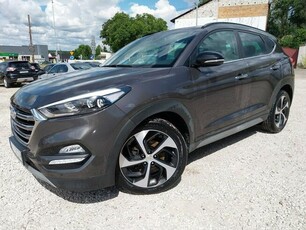 Hyundai Tucson Skóry*Panorama Dach* Navi* Parktronik