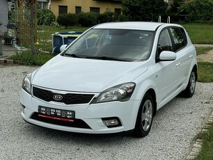 Kia Cee'd 1.4 Benzyna 105KM z Niemiec *LIFT 2011* Kompakt, Biały, ZADBANY! KLIMA