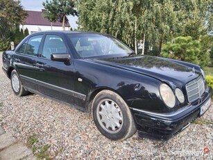 Mercedes Benz W210 E220 2.2 CDI sprinter