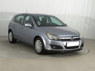 Opel Astra 2011 1.6 16V 203940km Hatchback