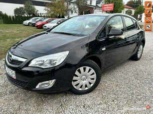 Opel Astra Bardzo ładne auto J (2009-2019)