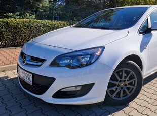 Opel Astra J