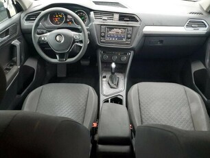 Volkswagen Tiguan S