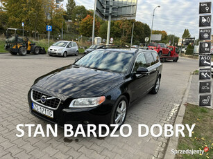 Volvo V70 LIFTING-2.0D3-Serwisowany-Bezwypadkowy-Navi-Xenon-2xPDC-Nowy Roz…