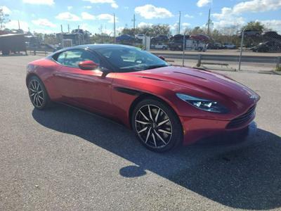 Aston Martin DB11 bez wersji 5.2 V12 automat