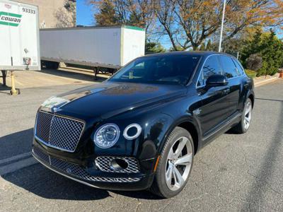 Bentley Bentayga bez wersji 6.8 12V automat