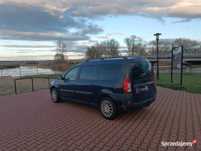 Dacia Logan 1.6 benzyna gaz hak klima długie opłaty pierwszy