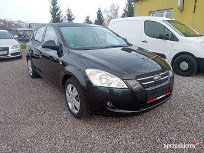 Kia Ceed 1.4 16V benzyna. Klimatyzacja. SOCHAN