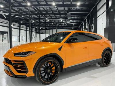 Lamborghini Urus bez wersji 4.0L V8 641KM