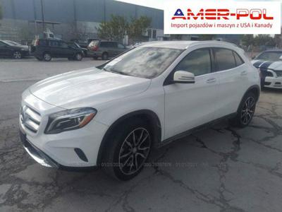 Mercedes GLA 250 bez wersji 2016, 2.0L, porysowany lakier