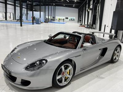 Porsche Carrera GT bez wersji 5.7 V10 automat